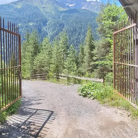 公寓 Bergblick Vadiesen *