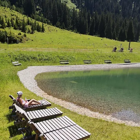 Bergblick Vadiesen Apartamento *