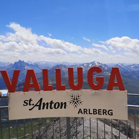 아파트 Bergblick Vadiesen